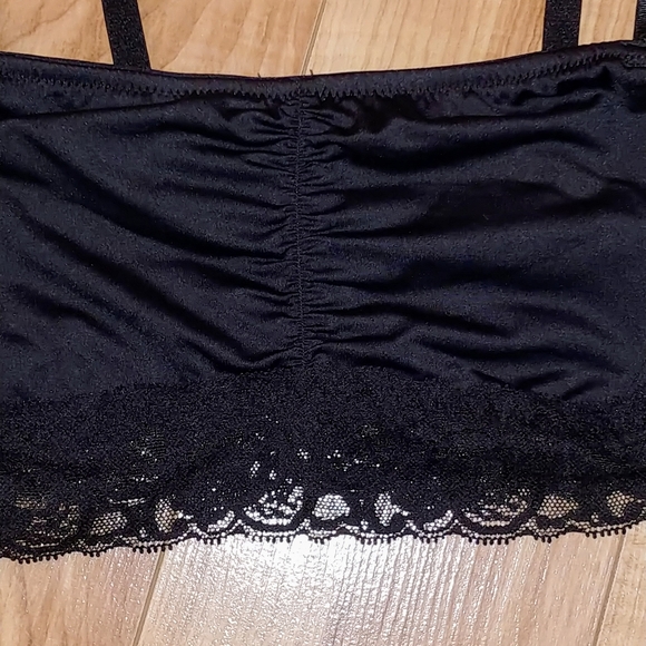 Bralette - Picture 2 of 4
